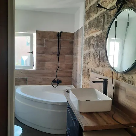 Chambres De Charme Chez L'Habitant Baillargues Exterior foto